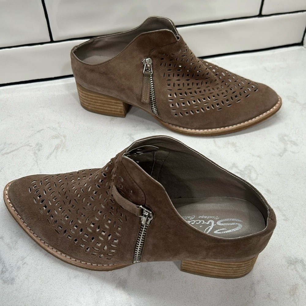 Sbicca Taniss Vintage Laser Cut Suede Leather Women's Mule Clog Zip Booties Boho